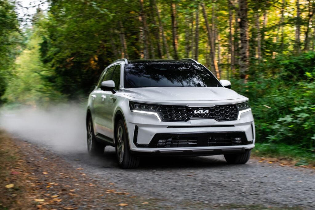 Kia Sorento PHEV SX-Prestige AWD 2023: Diseño, eficiencia y comodidad se unen para una experiencia de conducción superior.