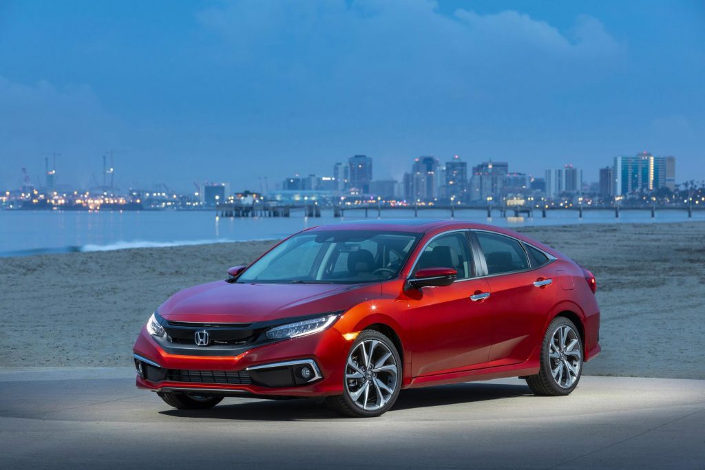 2019 Honda Civic Sedan Touring 001