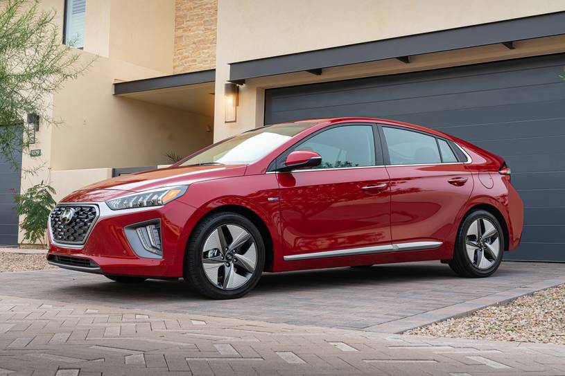 2020_hyundai_ioniq-hybrid_4dr-hatchback_limited_fq_oem_1_815