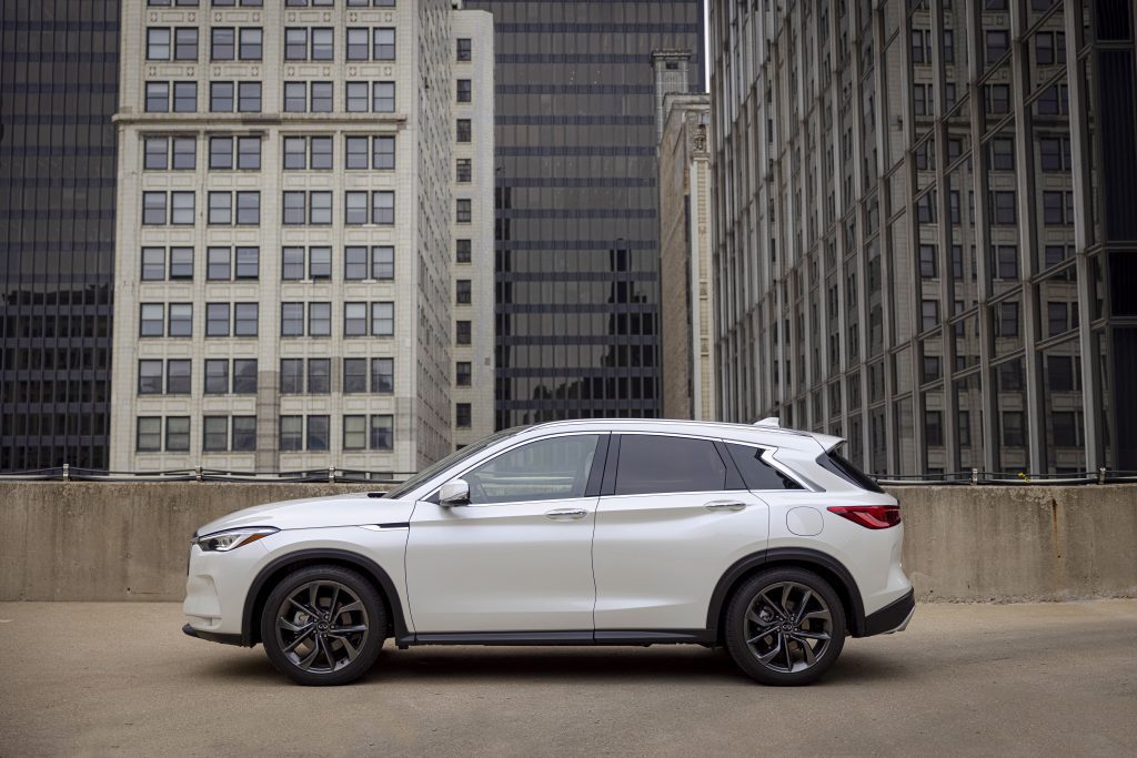 2022_INFINITI_QX50_04-source