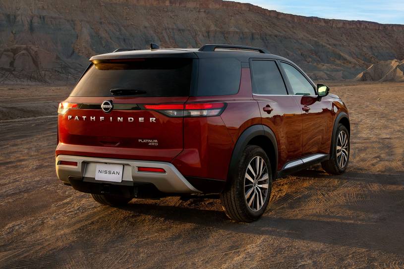 Precio: Desde US $ 34,595 hasta US $49, 265