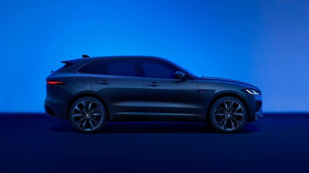 El Jaguar F-Pace SVR 2024: un SUV de lujo que combina rendimiento y estilo de manera excepcional.