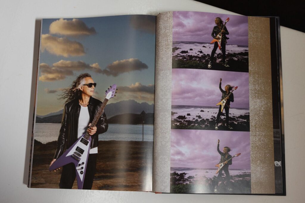 Fotografía cedida por Gibson Publishing donde se muestra una doble página del libro de fotos 'The Collection: Kirk Hammett' donde aparece el guitarrista Kirk Hammett con su histórica guitarra Flying V de 1979. EFE/Gibson Publishing /SOLO USO EDITORIAL /NO VENTAS /SOLO DISPONIBLE PARA ILUSTRAR LA NOTICIA QUE ACOMPAÑA /CRÉDITO OBLIGATORIO