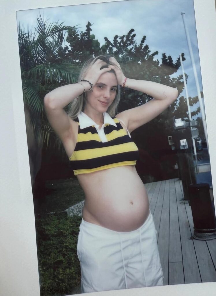 Fotografía cedida por EB Public Relations donde aparece la influencer Lele Pons posando durante su embarazo. EFE/ EB Public Relations