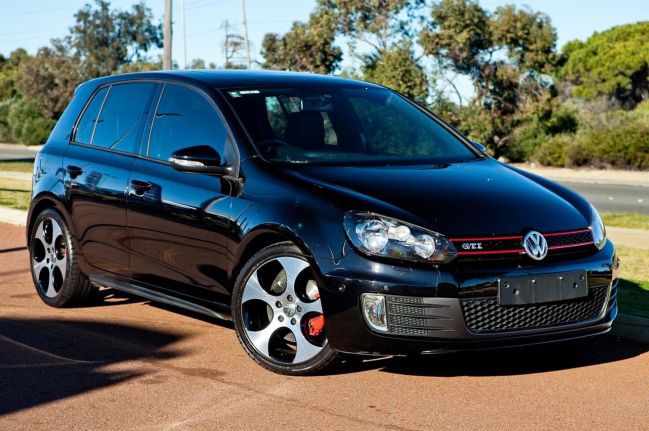 Volkswagen Golf GTI