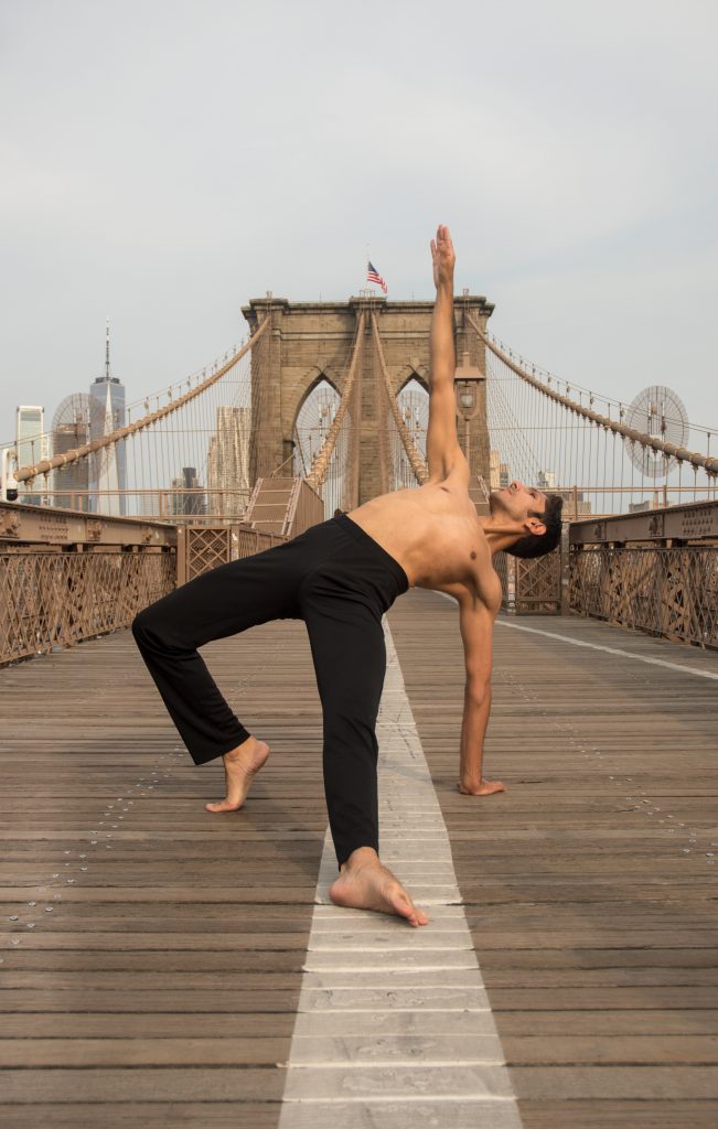 Brooklyn Bridge Photoshoot by Joshua Ramos (3)