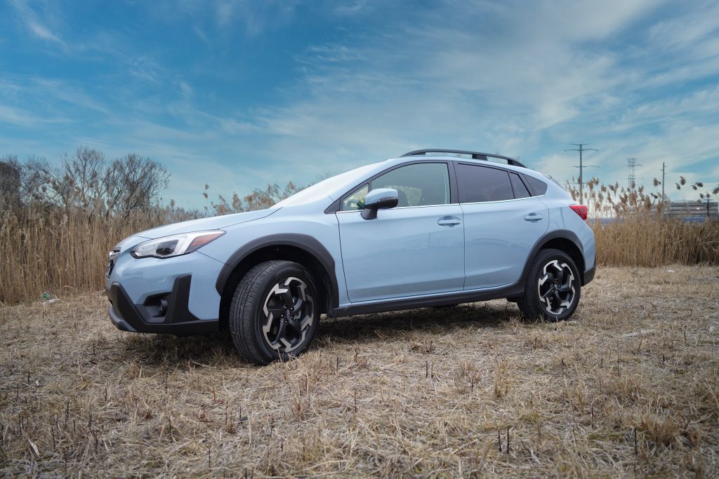 Subaru no tiene participación en ninguna actividad del mercado hispano, sin publicidad ni mercadeo para apoyarlo.