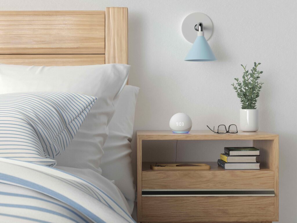 Echo Dot.