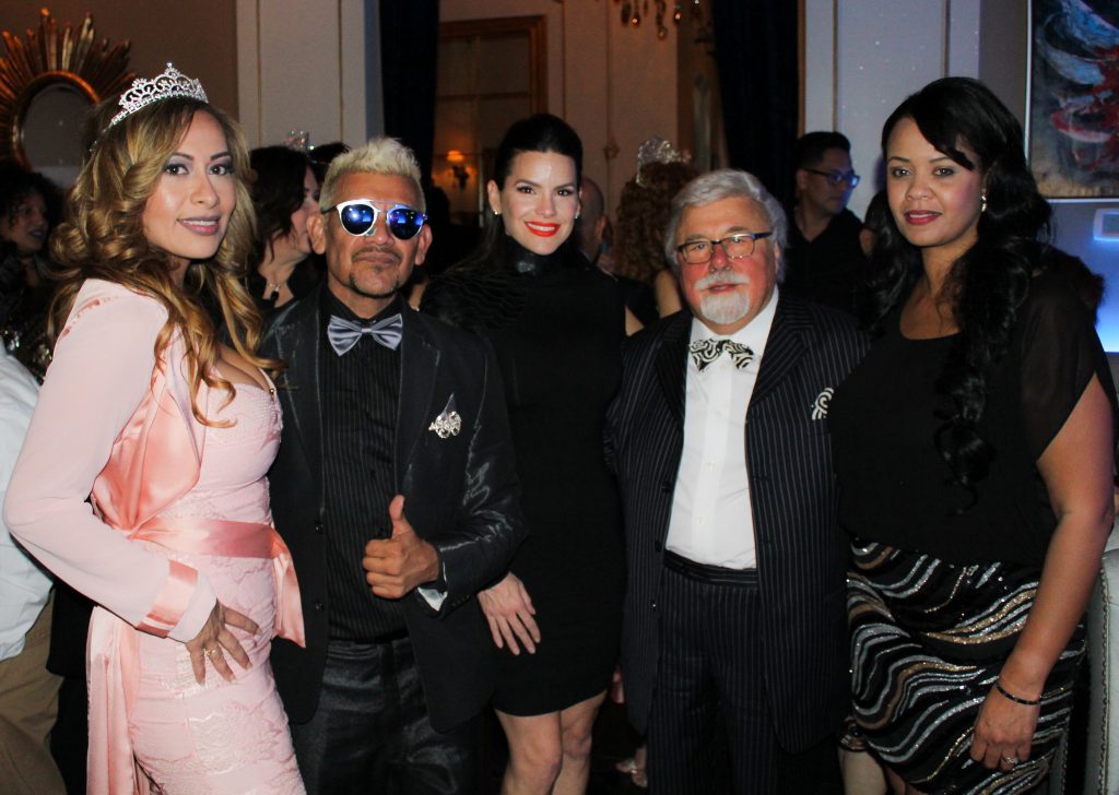 Eva Durango Colaboradora de Nuestra Reina Latina USA, Fernando Bernierd Promotor de Nuestra Reina Latina , Antonio Ibarria Presidente de Nuestra Reina Latina USA y Marie Llanos Director & Coordinator Nuestra Reina Latina USA.