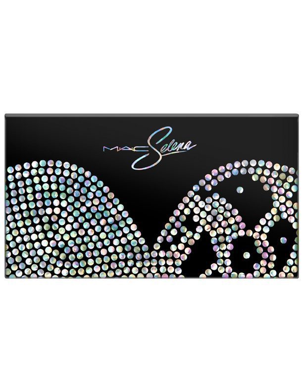 BOLSA DE MAQUILLAJE SELENA *Labial Complementario Selena La Reina Queen of Cumbia Lipstick* Precio de venta sugerido: $35.00 USD