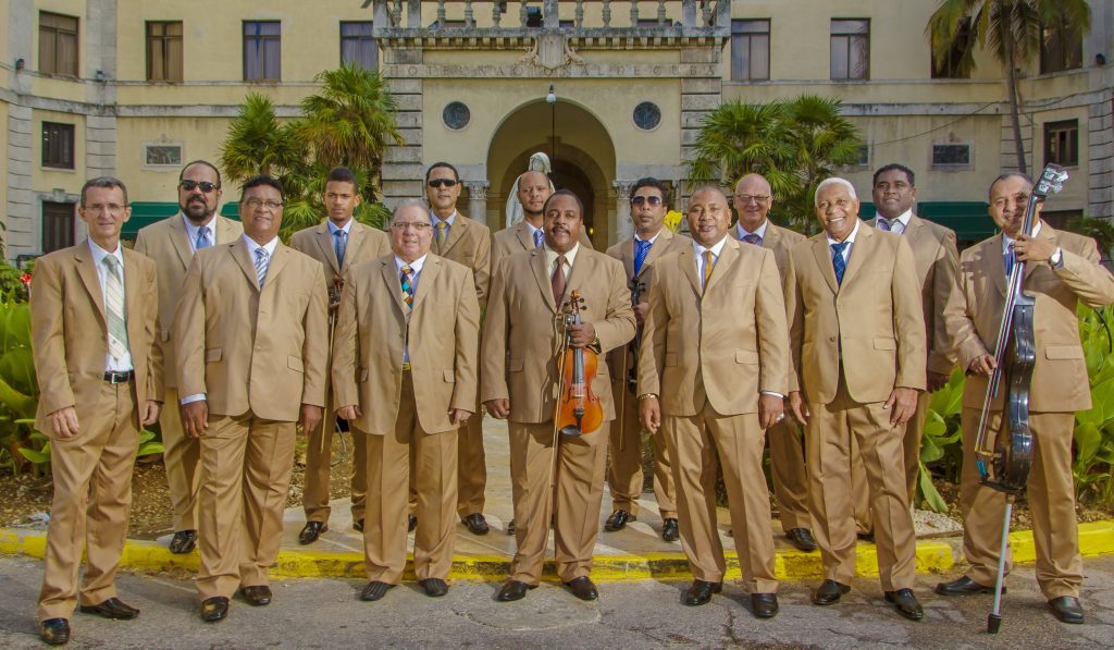 Orquesta Aragon (Foto por Rafael Valiente)