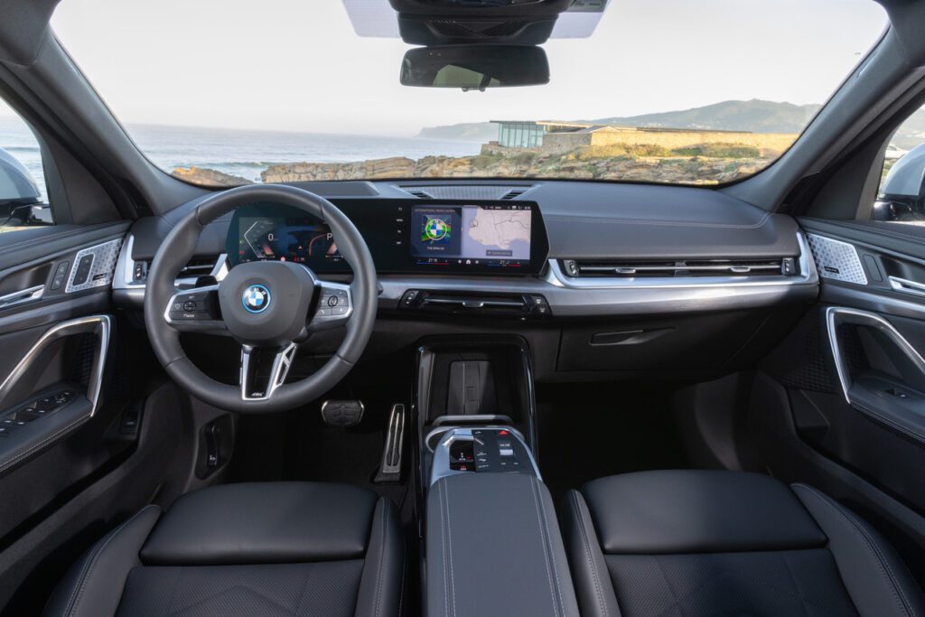 Interior del X2, tecnología y confort para cada viaje.
