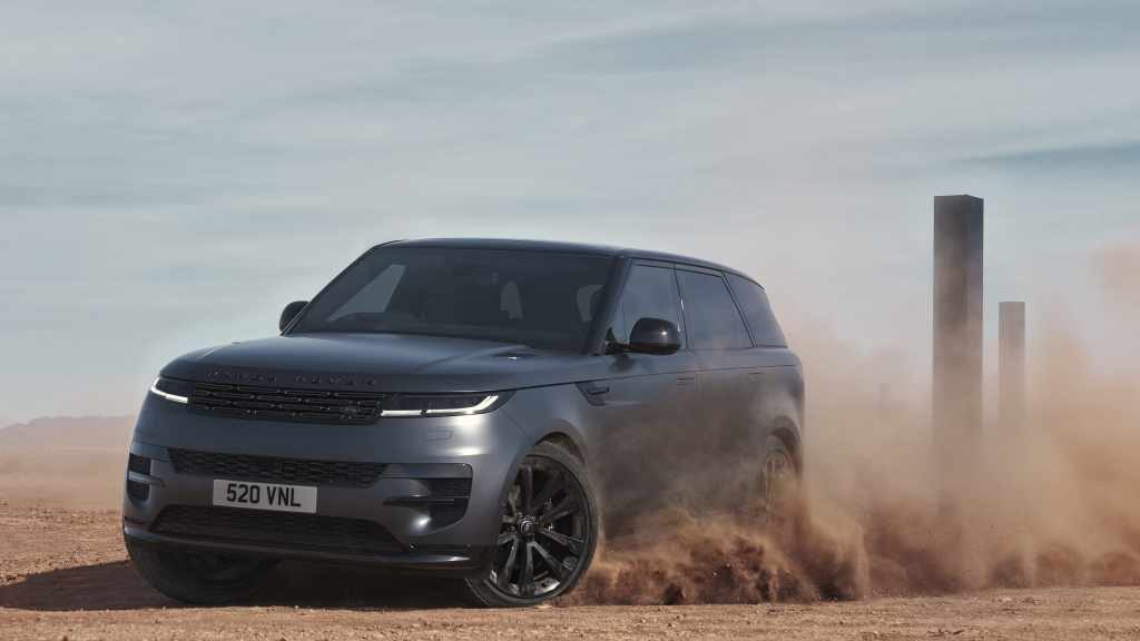 El Range Rover Sport SE 2024, combinando un diseño elegante con capacidades atléticas excepcionales.