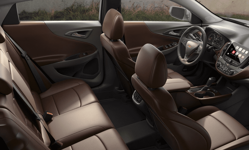 Malibu tiene un interior espacioso confeccionado cuidadosamente para satisfacer tus necesidades y las de tus pasajeros. (cortesía Chevrolet)