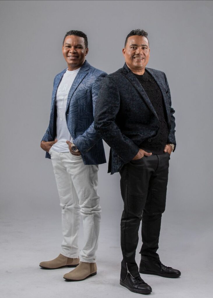 Raymond Pozo y Miguel Céspedes celebran 30 años de trayectoria.